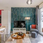 Urban Chic - Terrace - Private Parking Διαμέρισμα Μονπελιέ
