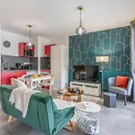 Urban Chic - Terrace - Private Parking
