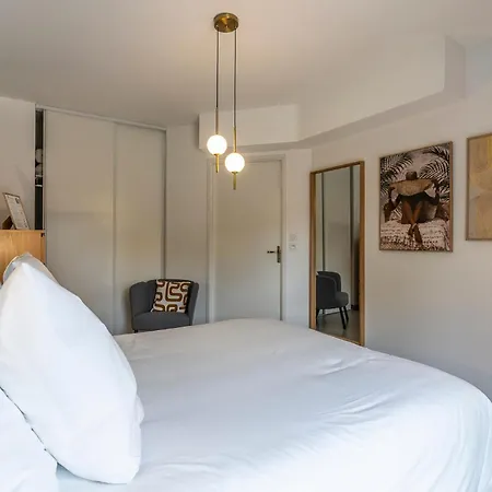 Urban Chic - Terrace - Private Parking Appartement