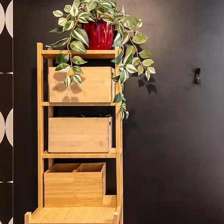 Urban Chic - Terrace - Private Parking Appartement