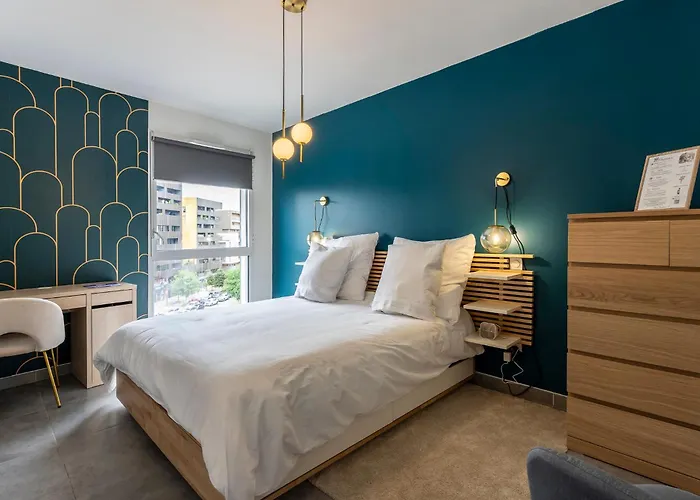 Apartman Urban Chic - Terrace - Private Parking *