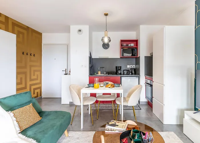 Urban Chic - Terrace - Private Parking Apartman *